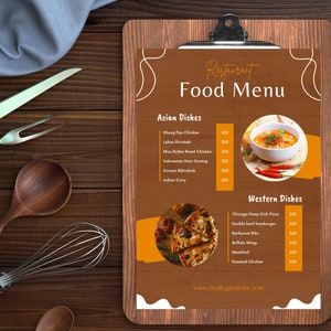 以下が含まれることがあります： 白い縁取りのある茶色の木製メニューボードで、上部に「Restaurant Food Menu」の文字が書かれています。メニューは「Asian Dishes」と「Western Dishes」の2つのセクションに分かれています。各セクションには、さまざまな料理とその価格がリストされています。