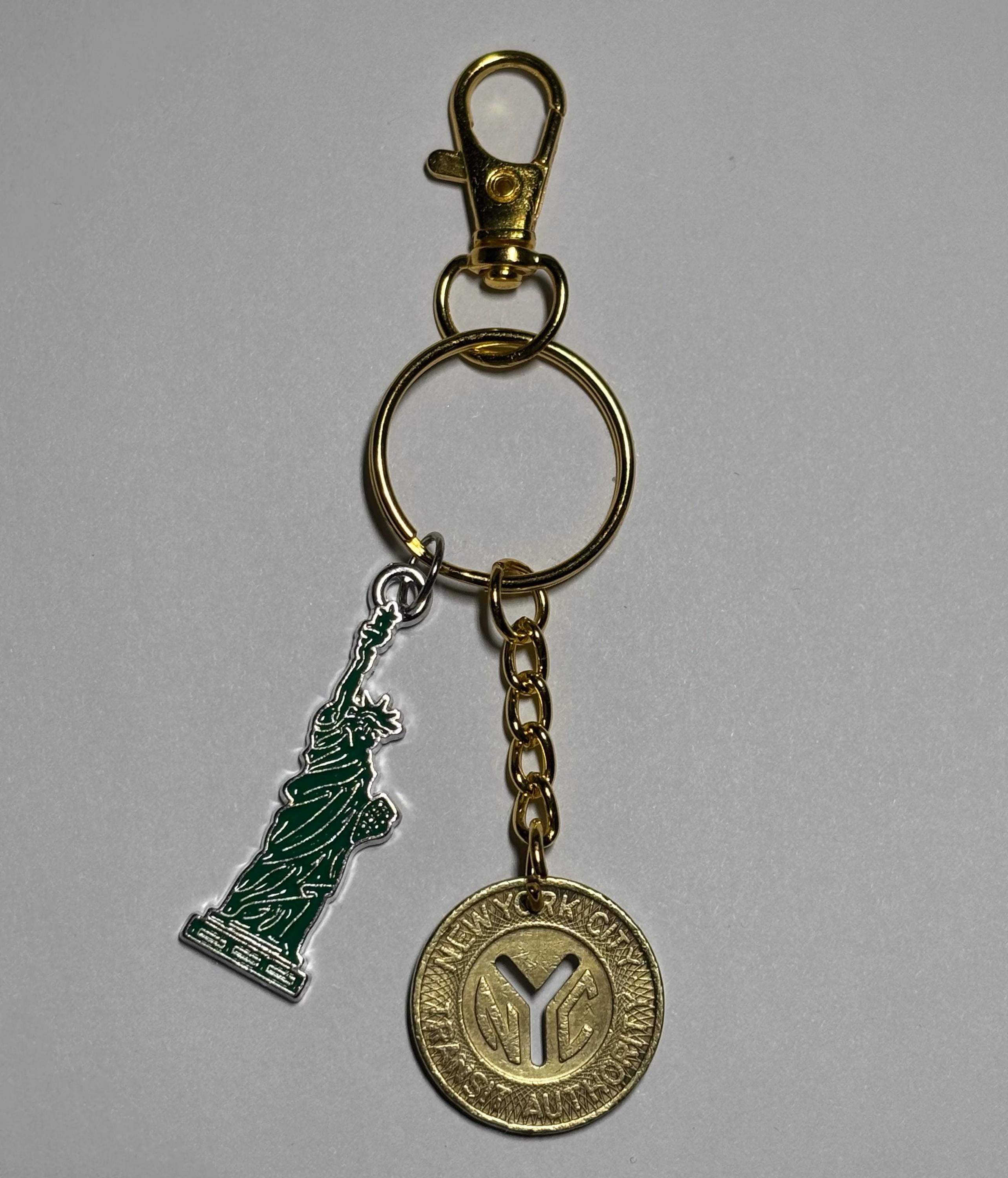 Nyc subway token keychain - Etsy 日本