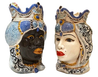 Teste Di Moro Emirs en céramique de Caltagirone, couronne et turban, h 25 cm environ. Tête des Maures
