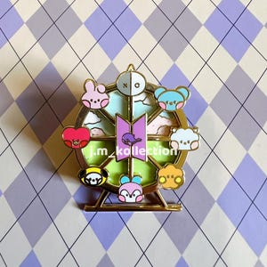 Carnaval / Pin giratorio esmaltado de BTS BT21