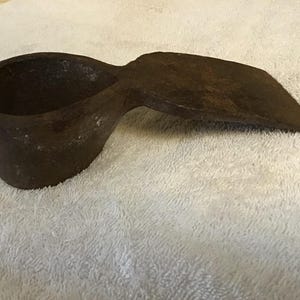 Vintage Antique Primitive Tool Grub Hoe for Gardening.