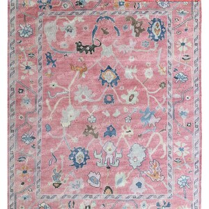 Handmade Pink Oushak Rug: Hand-Knotted Wool, Modern Design