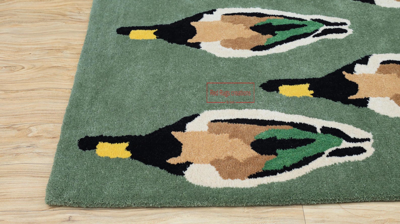 Hand-Tufted Duck Pattern Wool Rug - 2 x 14