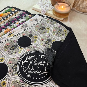 Manteles de ALTAR &quot;Como es arriba es abajo&quot; bordados con borlas (15 opciones de diseño)