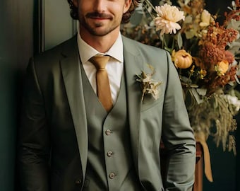 Men&#39;s 3-Piece Slim Fit Hunter Green Modern Sequin Tuxedo Set perfect for Weddings, Parties, and Events