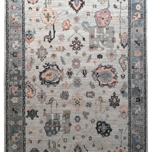Hand-Knotted Wool Oushak Rug: Ivory & Teal Turkish Design