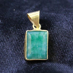 Natural Green Emerald Pendant Silver Jewelry Pendant - 24K Gold Over 925K Solid Silver - Mother Gift For Her - Solid Gold Jewelry