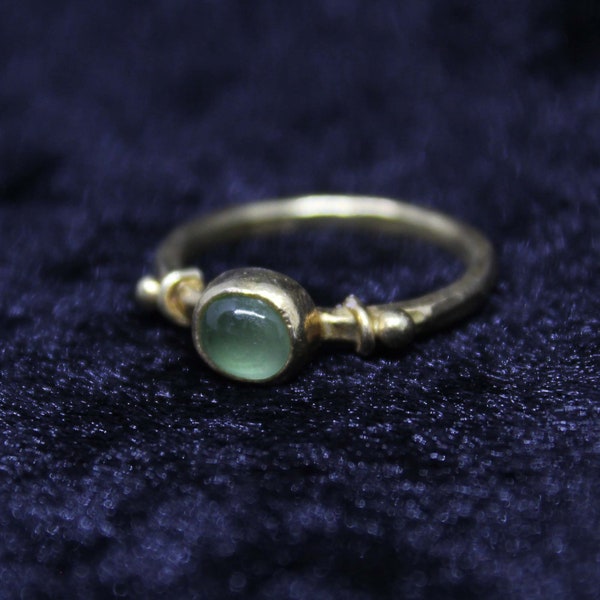 Bohemian Prehnite Ring in 925 Sterling Silver - Handcrafted Gemstone Jewelry for Her - Unique Statement Piece