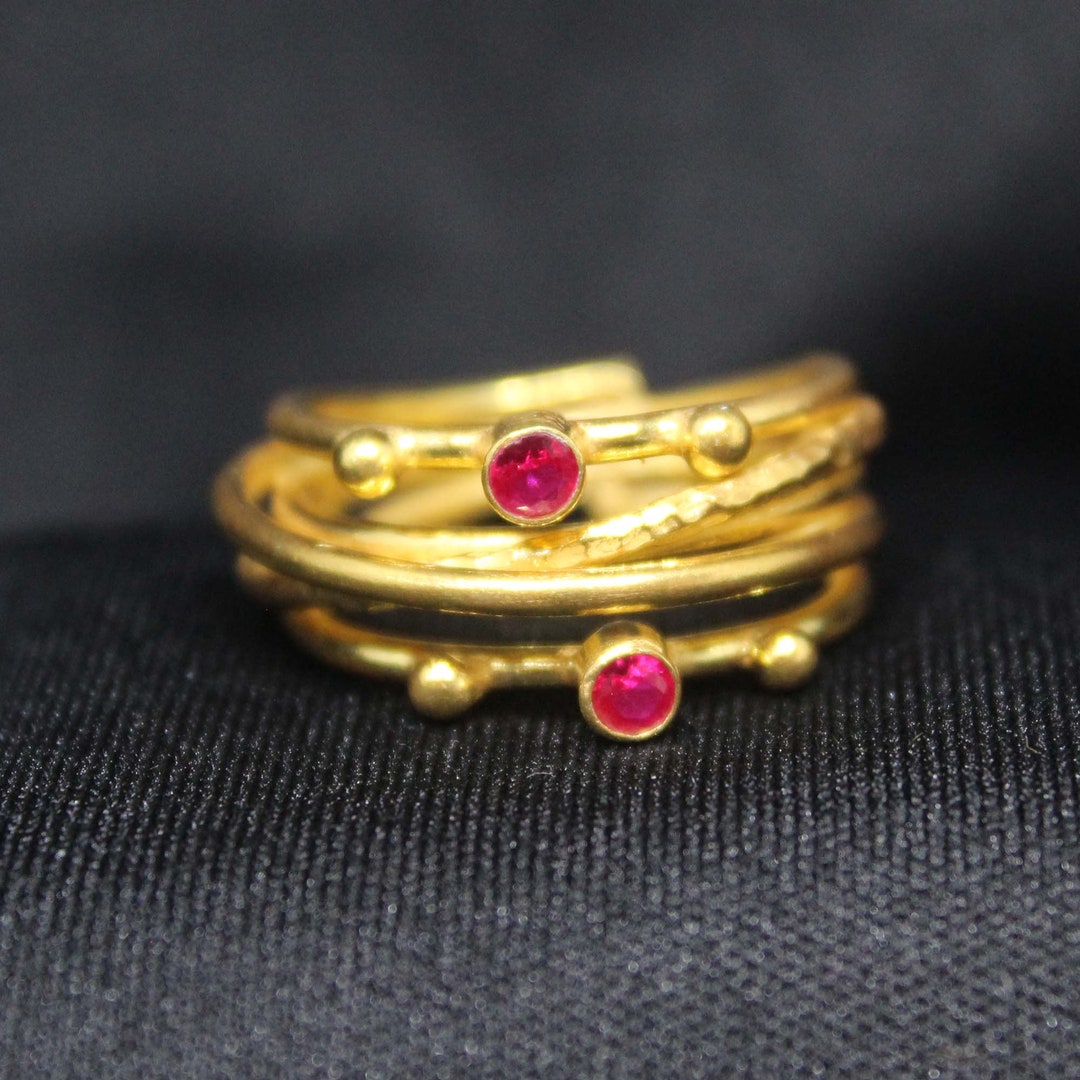 Pigion Blood Red Ruby Silver Ring, Ruby Jewelry, Glitter in Silver ...