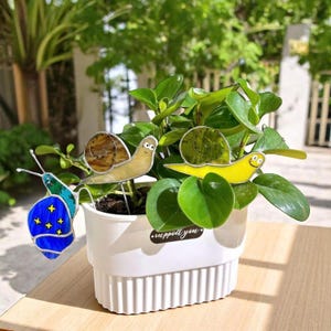 Stained Glass Snail Plant Stake: Handmade Garden Decor Gift