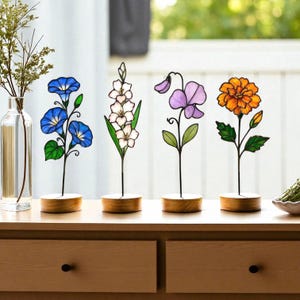 Birth Month Flower Stained Glass Gift – Handmade Floral Sun Catcher – Birthday Window Decor for Her, Mom, Friend