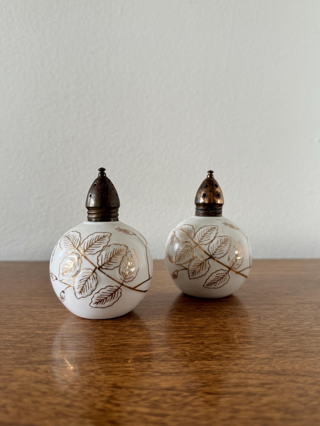 Extraordinary Irice Salt And Pepper Shakers Images