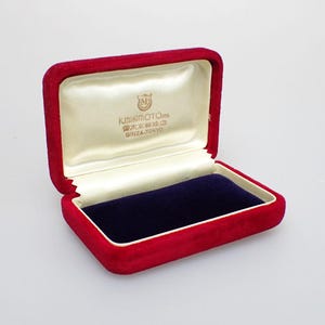 Mikimoto Case - Etsy