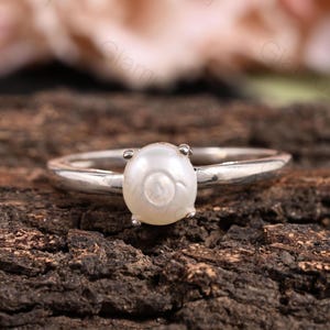 Round Pearl Ring in Sterling Silver Minimalist Design, Dainty Freshwater Pearl Engagement Ring for Women Classic Bridal Jewelry Gift