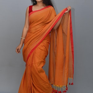 Sari de algodón hecho a mano: sari naranja liso con blusa