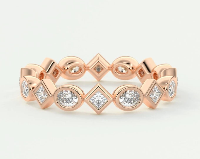 Moissanite 0.72 CT Oval & Princess Cut Diamond Avant Garde Anniversary Band