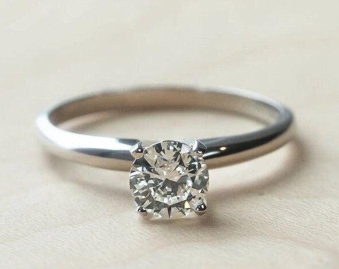 Moissanite 1.70 CT Round Cut Diamond Art Deco Engagement Ring