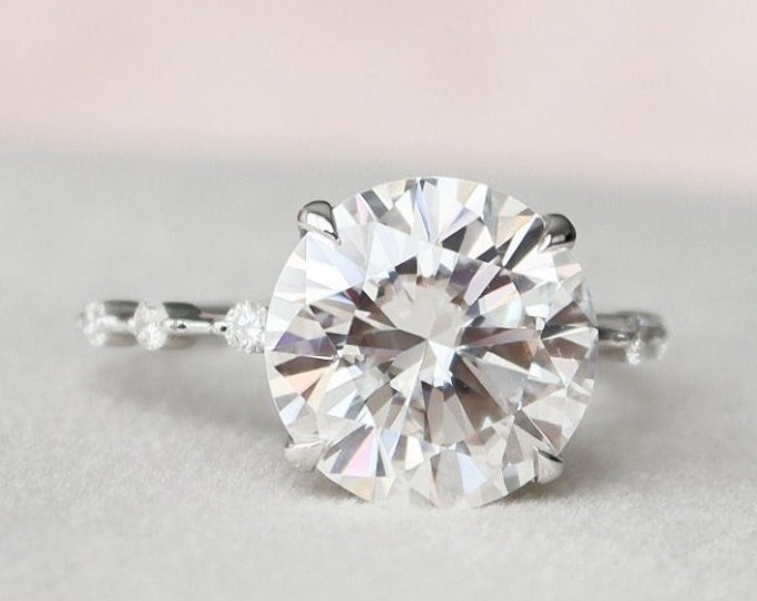 Moissanite 3.90 CT Round Cut Diamond Art Nouveau Wedding Ring