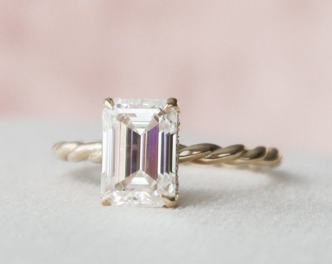 Moissanite 2.00 CT Emerald Diamond Gothic Wedding Ring