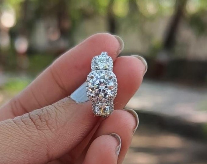 Moissanite 2.00 CT Round Cut Mid-Century Anniversary Ring