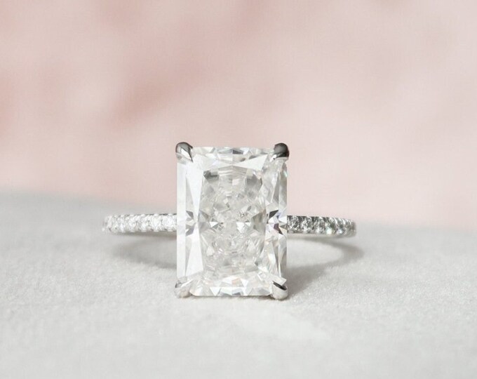 Moissanite 4.50 CT Radiant Diamond Edwardian Anniversary Ring