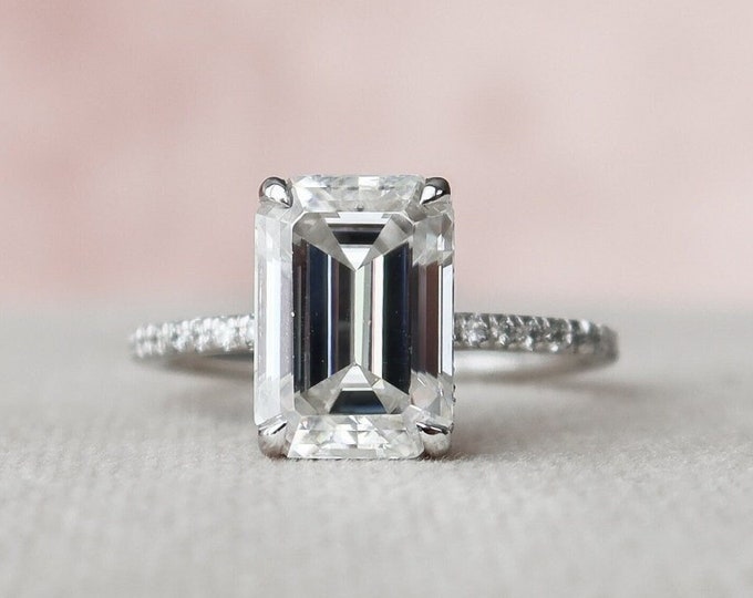 Moissanite 3.00 CT Emerald Diamond Gothic Anniversary Ring