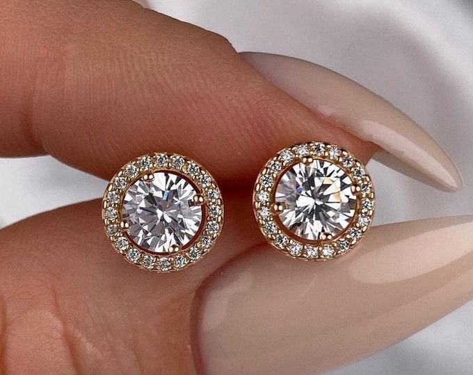 Moissanite 2.60 CT Round Cut Diamond Mid-Century Earring
