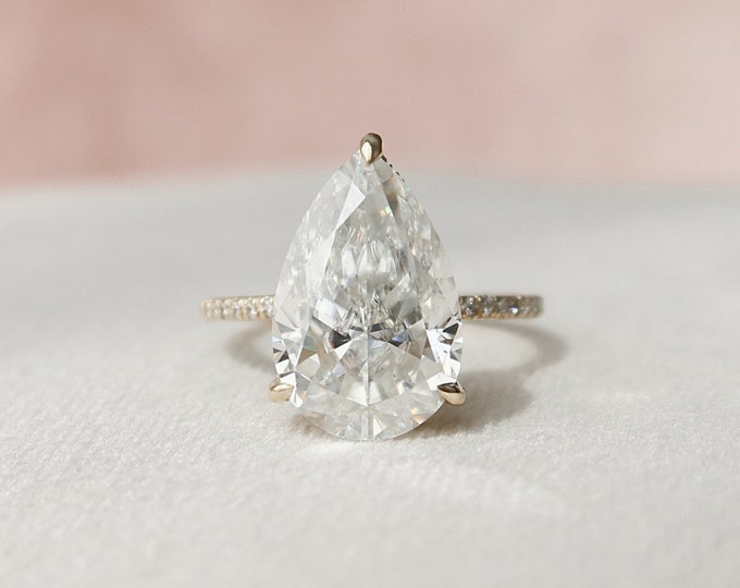 Moissanite 4.50 CT Pear Diamond Avant Garde Anniversary Ring