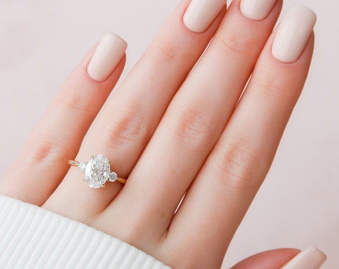 Moissanite 2.47 CT Oval Cut Diamond Brutalist Wedding Ring