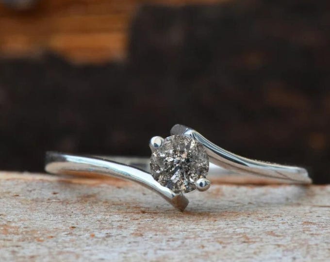 Natural Salt & Pepper 1.00 CT Round Cut Diamond Victorian Anniversary Ring