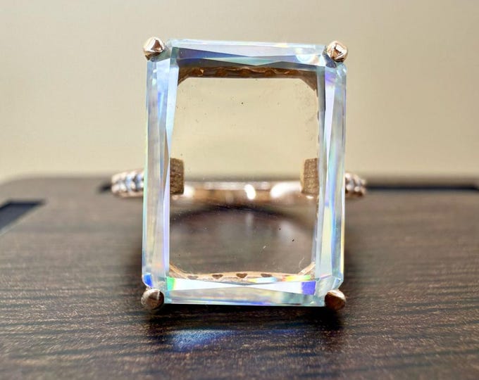 Unique Elongated Emerald Shape Portrait Cut Moissanite Engagement Ring Colorless Sparkle Transparent Wedding Ring Flatted Promise Ring Gift.