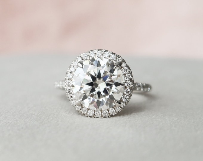 Moissanite 3.92 CT Round Cut Diamond Minimalist Anniversary Ring