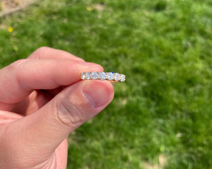 Moissanite 1.60 CT Round Cut Diamond Boho & Hippie Anniversary Band