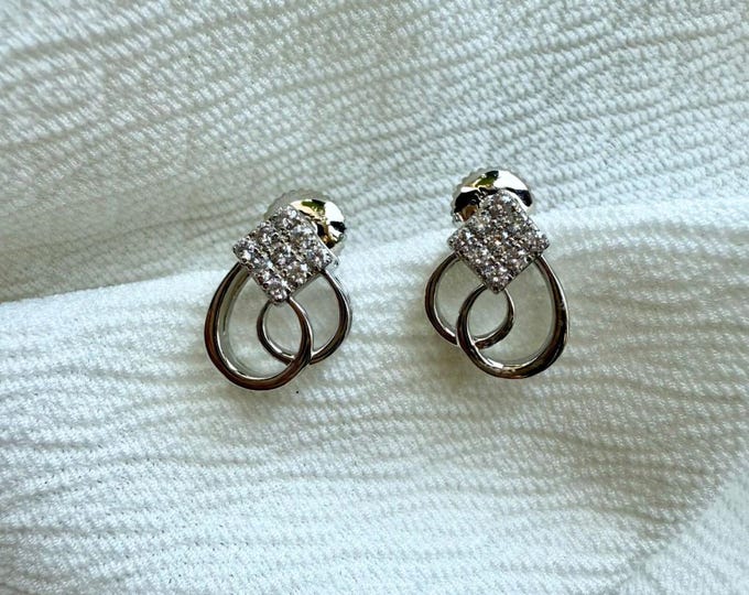 0.54 CT Moissanite Round Cut Diamond Unique Design Fashion Earrings / 14KT Gold Diamond / Classic Moissanite Diamond Earrings / Gift For Her
