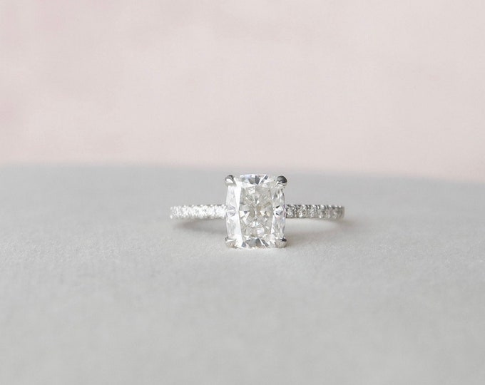 Moissanite 2.45 CT Cushion Cut Diamond Minimalist Handmade Ring