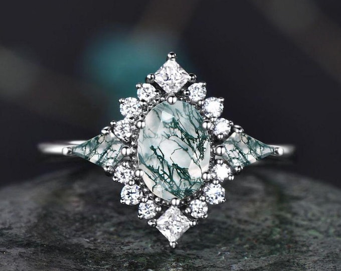 Vintage Oval Moss Agate Ring: 14k Rose Gold Diamond Halo