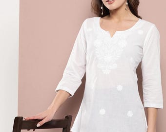 Top in puro cotone ricamato Chikankari floreale bianco