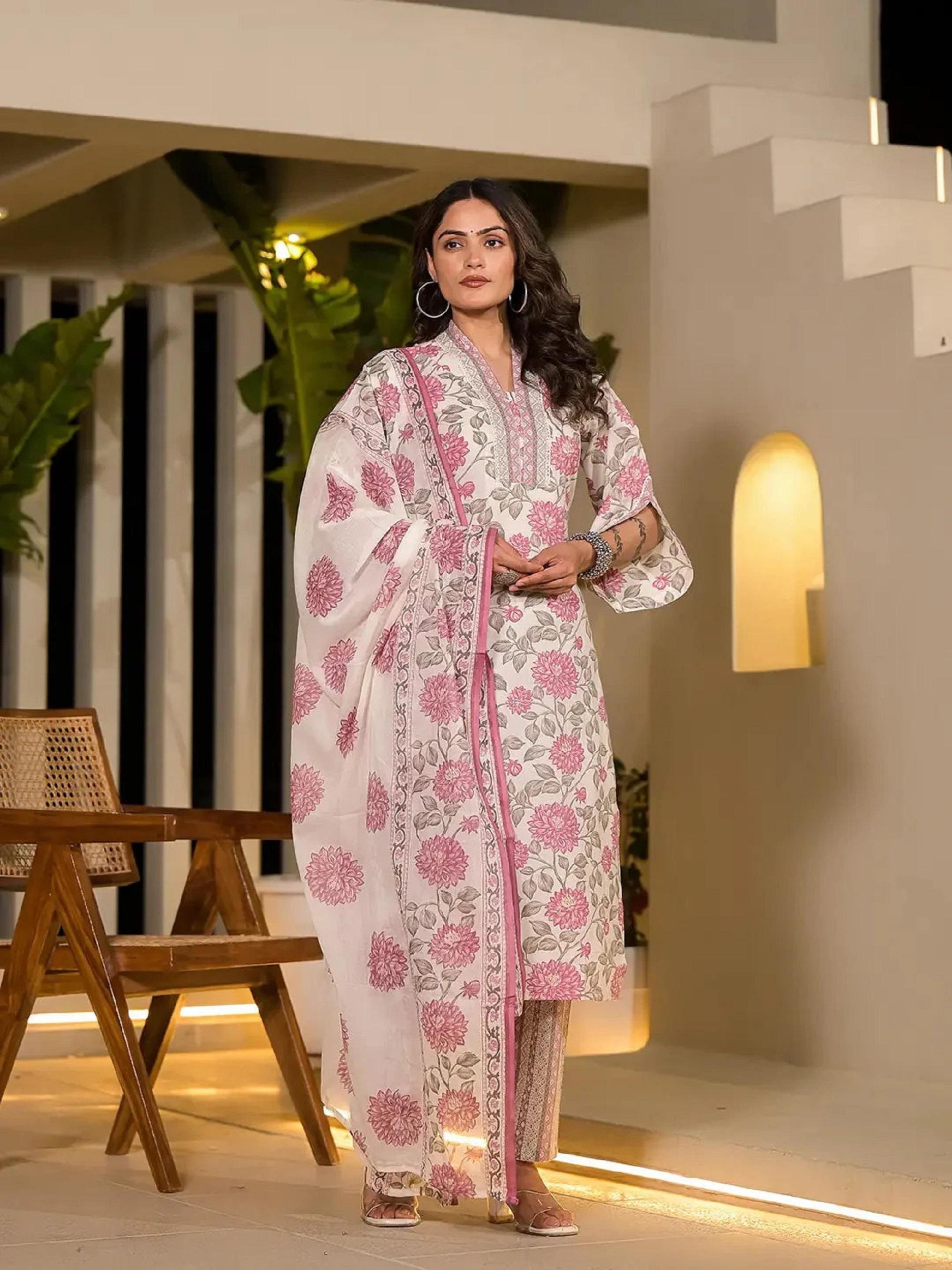 早割 万博 V Etsy - Suit Salwar Neck Clothing
