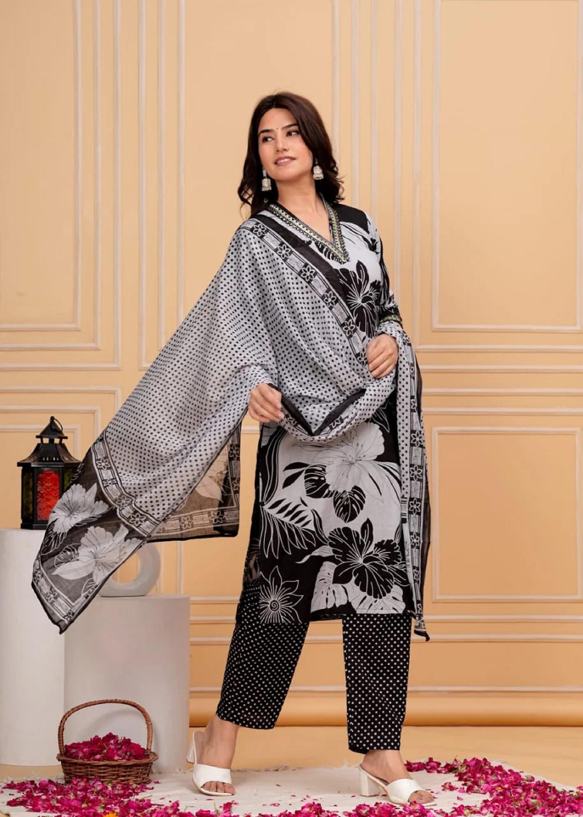Women Pure Cotton Printed Black Kurta With Pant And Dupatta