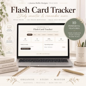 Puede incluir: Un portátil que muestra un panel de control Flash Card Tracker con métricas de estudio, rodeado de libros apilados con las etiquetas Good Notes, Bright Future y Happy Student, un cuaderno de espiral, un bolígrafo dorado y un portalápices con el texto Discipline Creates Freedom.