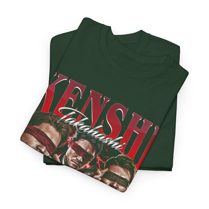 Kenshi Takahashi T Shirt, Sterbliche Kombat 1 Grafik T-Shirt, Retro Kampfspiel Shirt, Gamer Geschenk Unisex Tshirt, Vintage Arcade Stil Top ID Forest Green