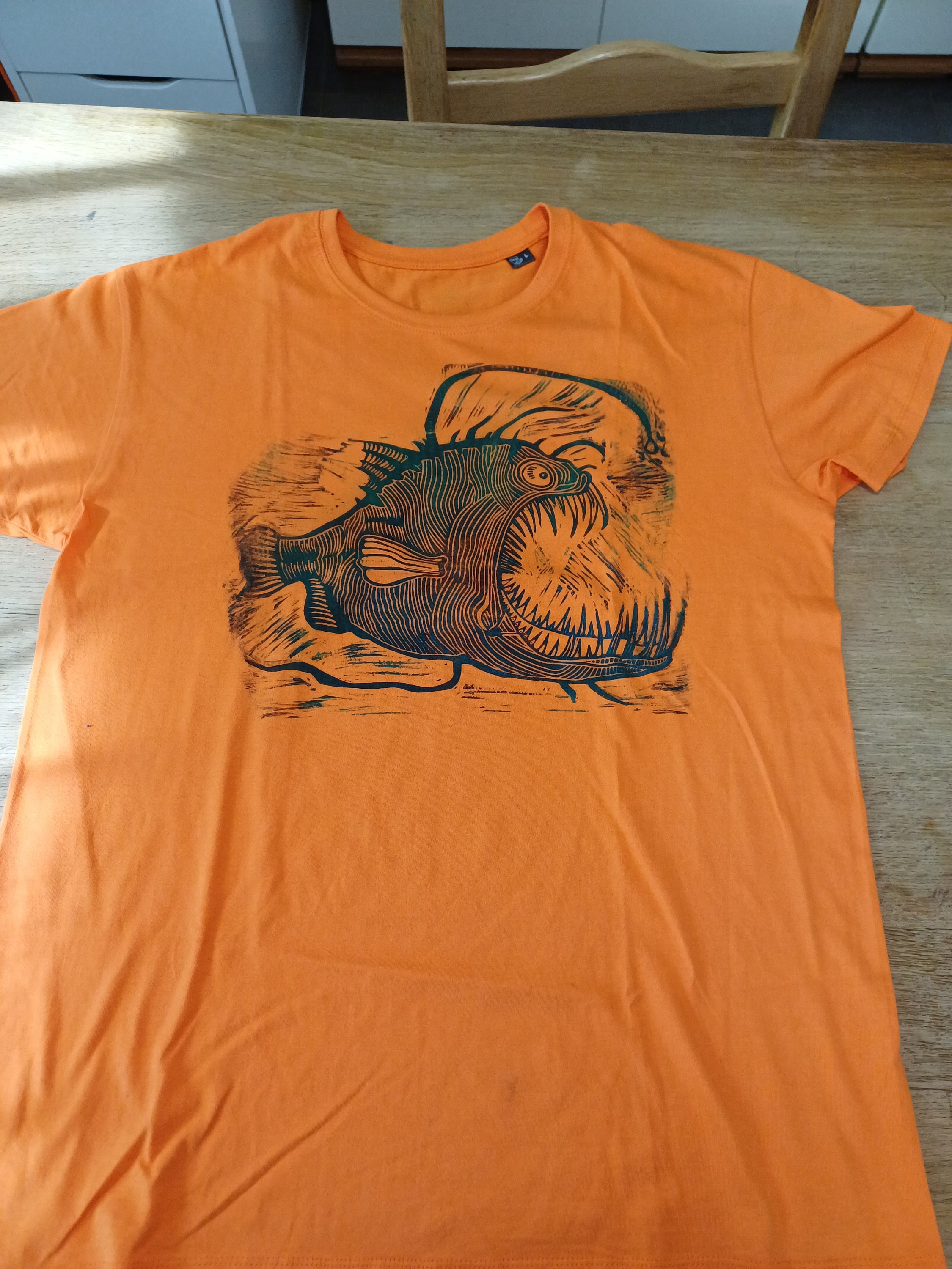 Deepsea fish #14, Size L T-shirt Handprinted, lino print