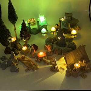 Conjunto de terreno para director de juego con luz cálida, más de 70 piezas | Terreno para DnD impreso en 3D de 28 mm