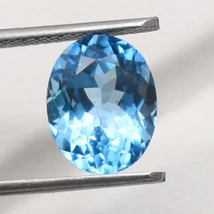 Natural Blue Topaz Oval Brilliant Cut Best AAA Fire Natural Swiss Blue Topaz {Flawless-VVS Clarity} 10X8 mm & 8X6 mm