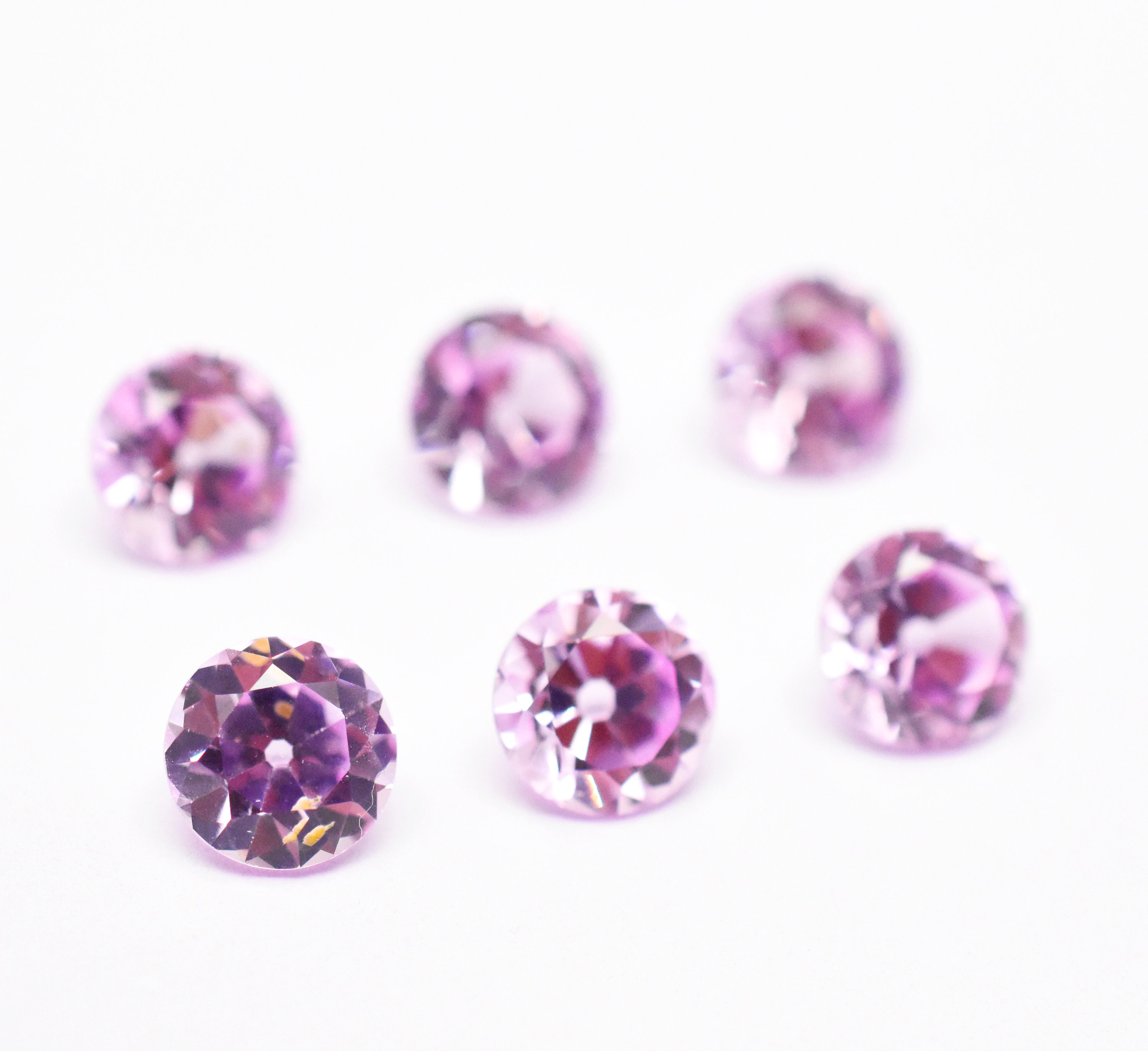 ラボピンククンツァイト ラウンドダイヤモンドカット 3mm～12mm