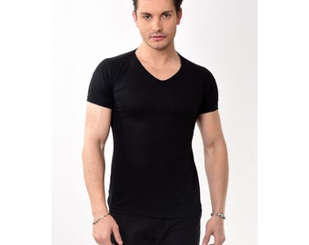 T-shirt da uomo basic slim fit con scollo a V della Collezione Belifanti