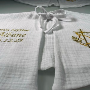 Cape de baptême doublée en double gaze de coton blanche , vêtement baptême , lange cérémonie image 8