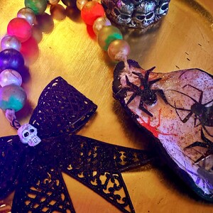 Halloween Spider Oyster Shell Swag, Beaded Garland, Decoupage Painted Shell, Black and Orange Decor