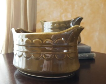 Vintage Homer Laughlin Sheffield Grenada Gravy/Sauce Boats