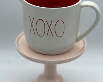 SUPER CUTE XOXO Measuring Cup By Rae Dunn (2 Cup)  Valentine's Day /